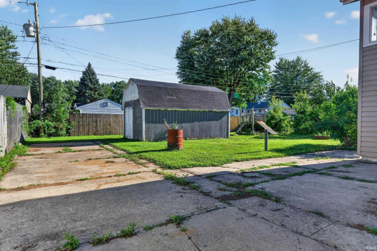 Listing Image 26