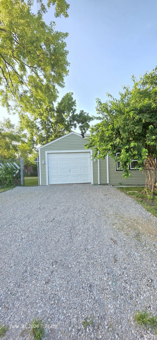 Listing Image 28
