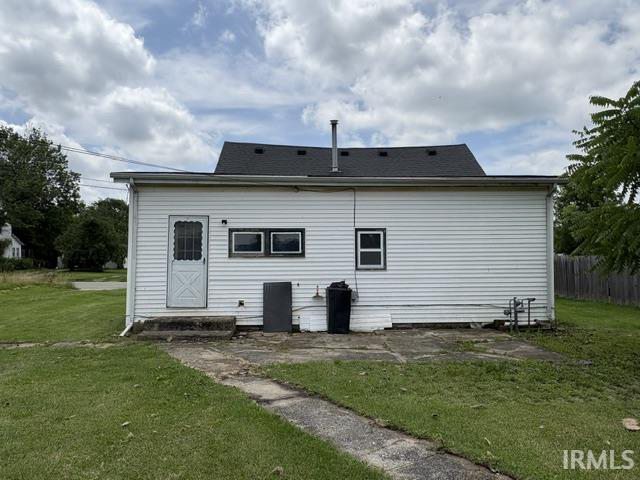 Listing Image 3