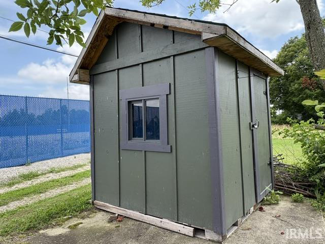 Listing Image 4
