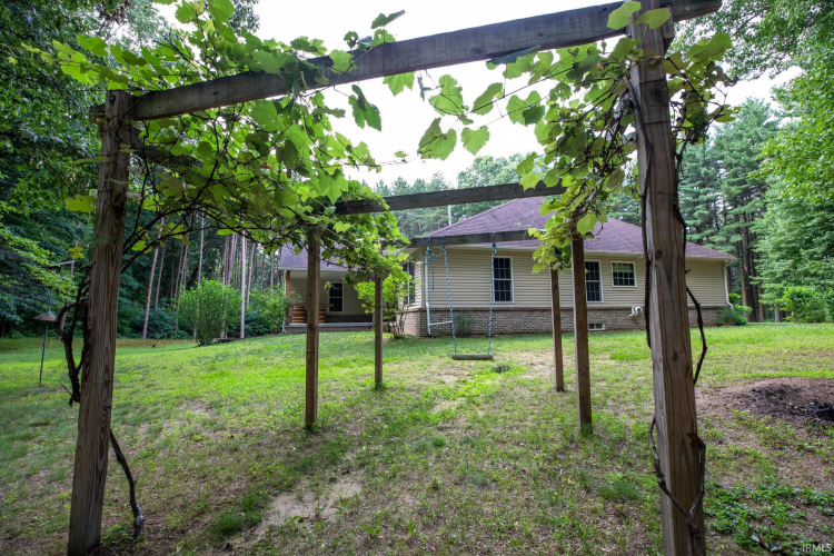 Listing Image 45