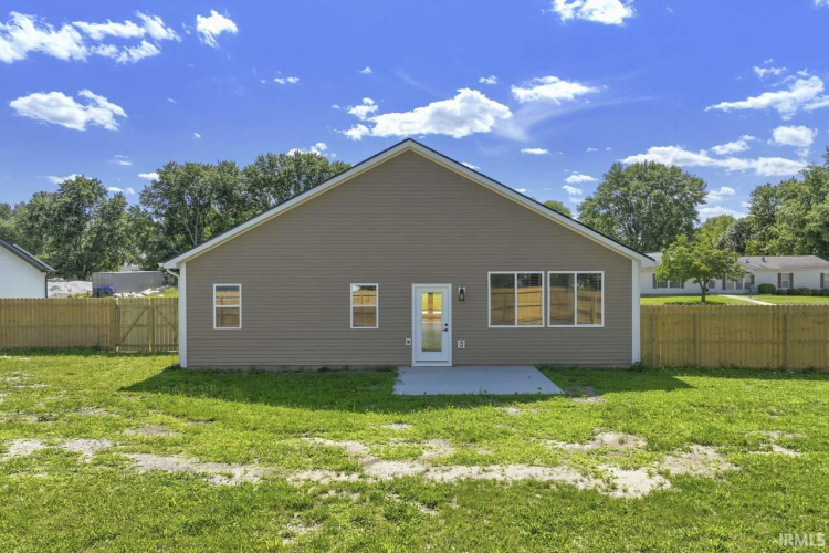 Listing Image 42