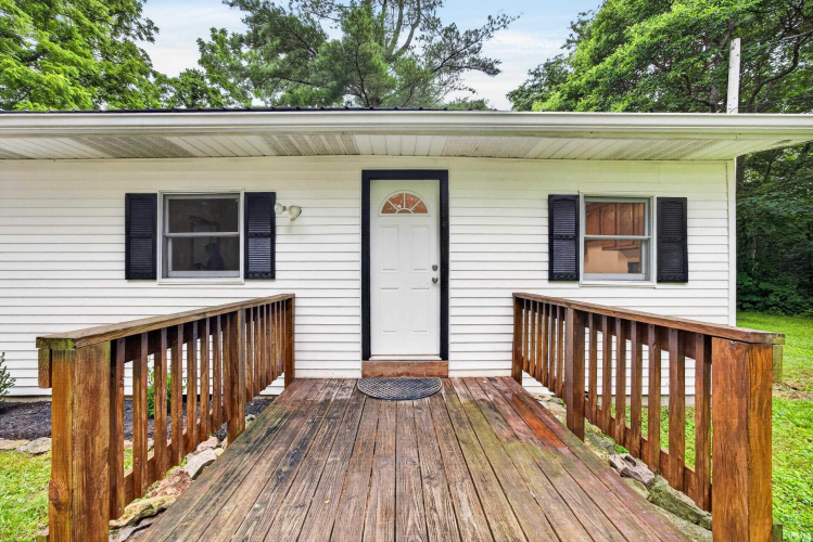 Listing Image 5