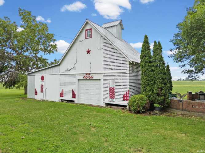 Listing Image 19