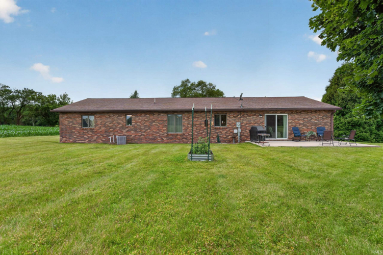 Listing Image 28