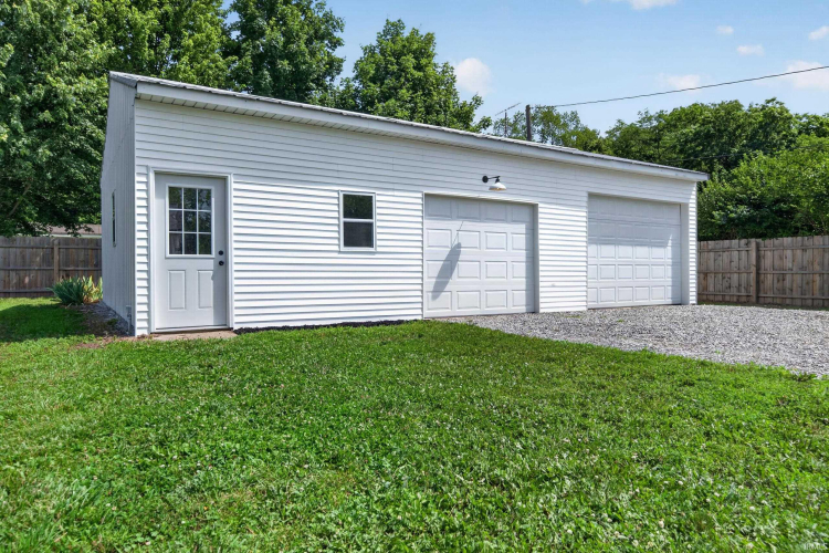 Listing Image 22