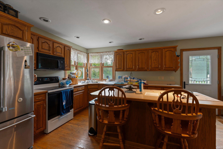 Listing Image 15