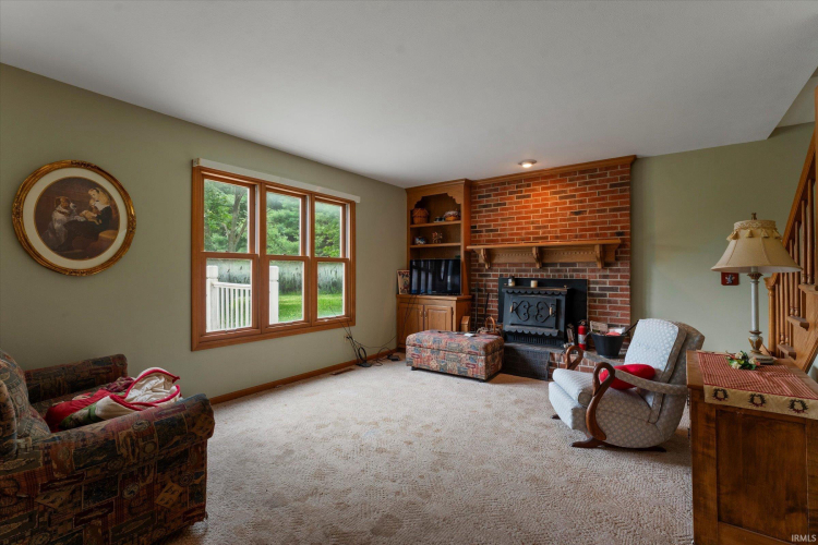 Listing Image 17