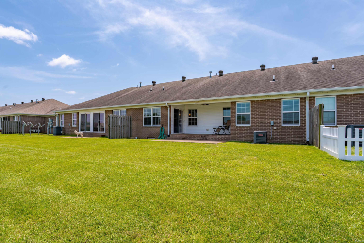 Listing Image 28