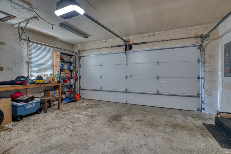 Listing Image 27