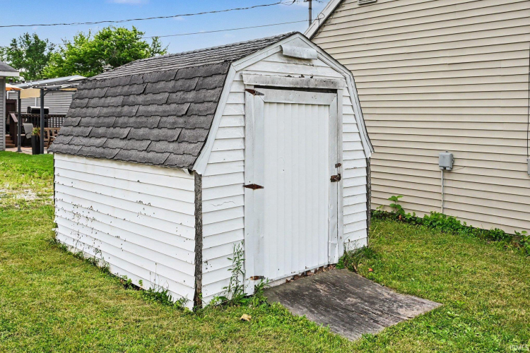Listing Image 15