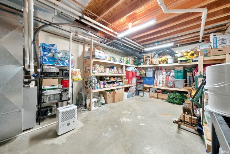 Listing Image 38