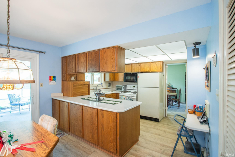 Listing Image 15