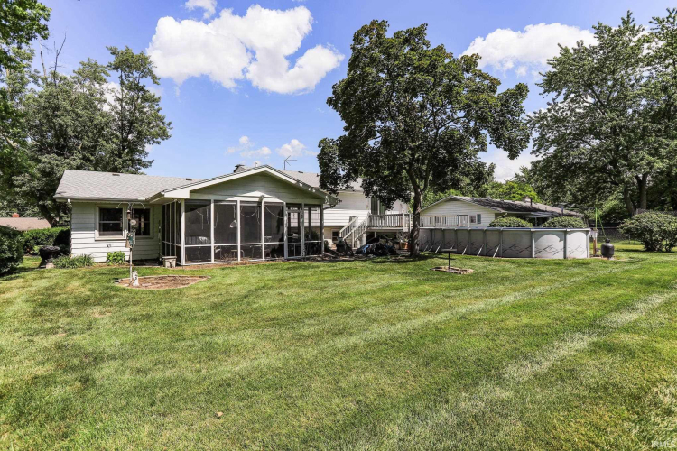 Listing Image 44