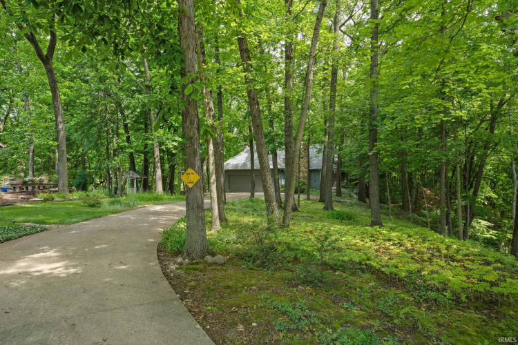Listing Image 45