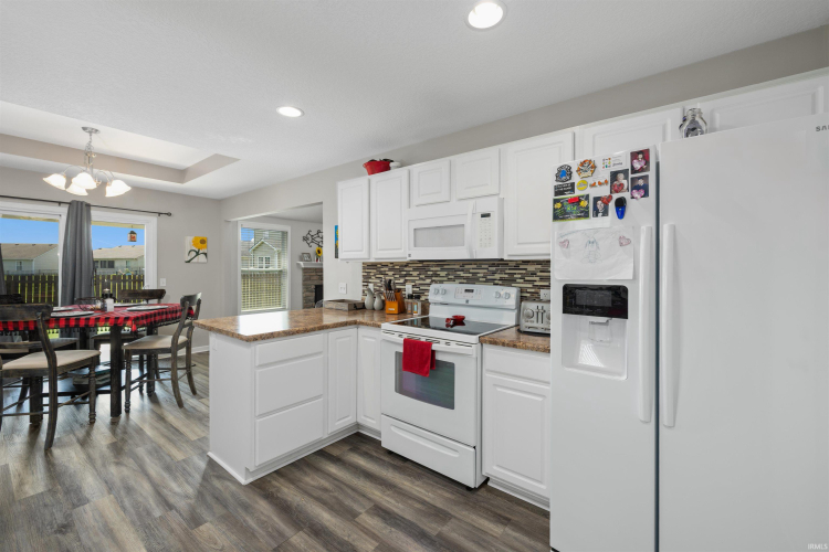 Listing Image 13