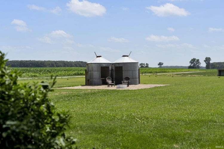 Listing Image 27