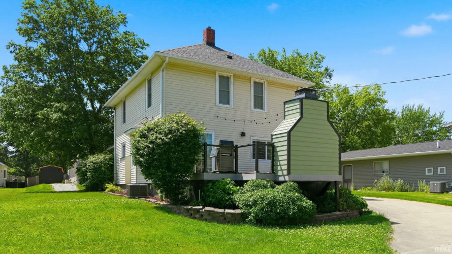 Listing Image 5