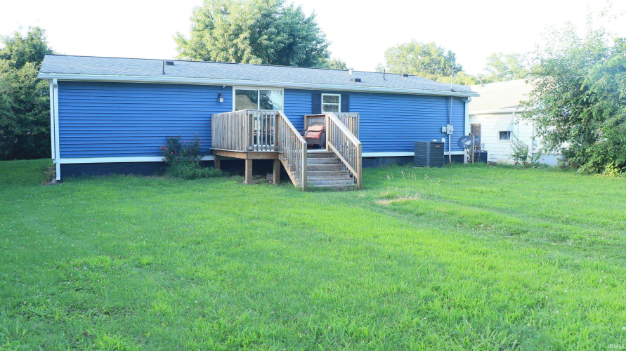 Listing Image 16