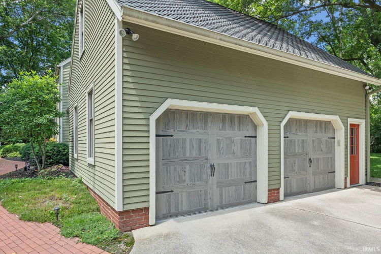 Listing Image 37