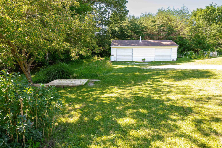 Listing Image 44