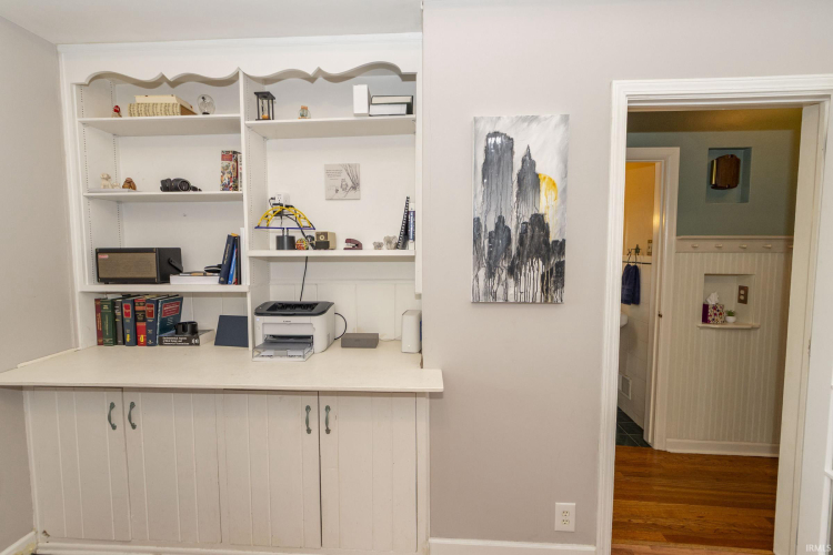 Listing Image 16