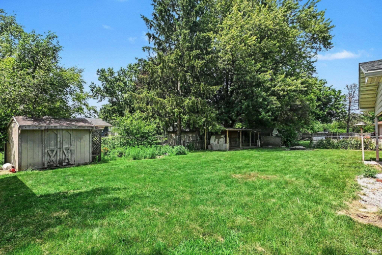 Listing Image 18
