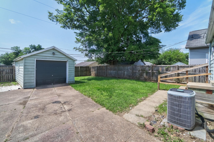 Listing Image 28