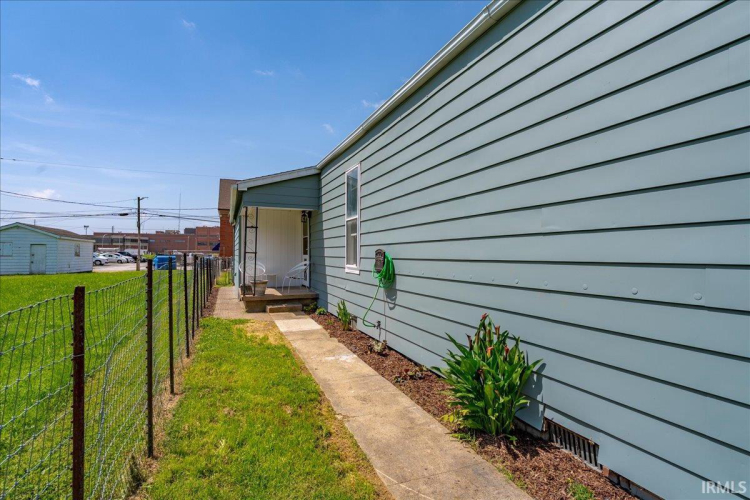 Listing Image 29