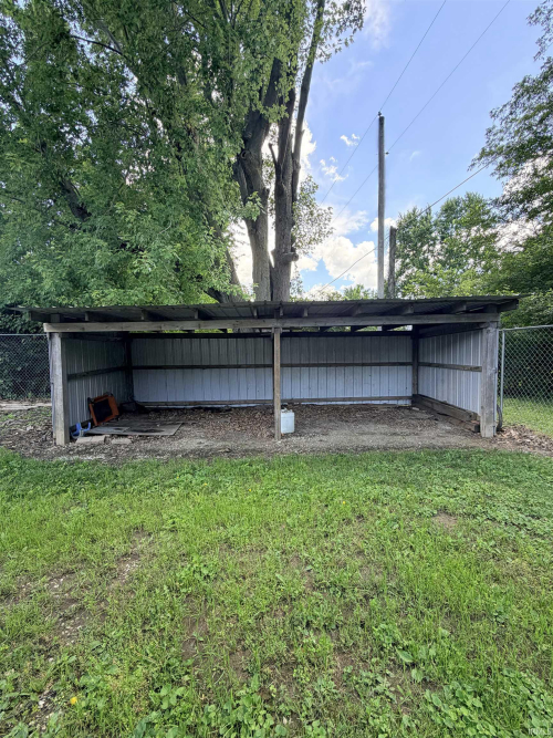 Listing Image 21