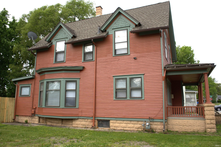 Listing Image 6