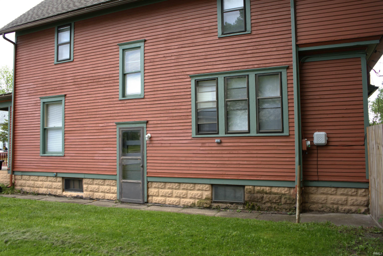 Listing Image 8