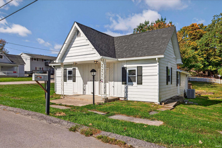 Listing Image 3