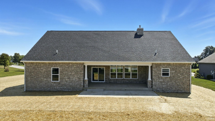 Listing Image 6