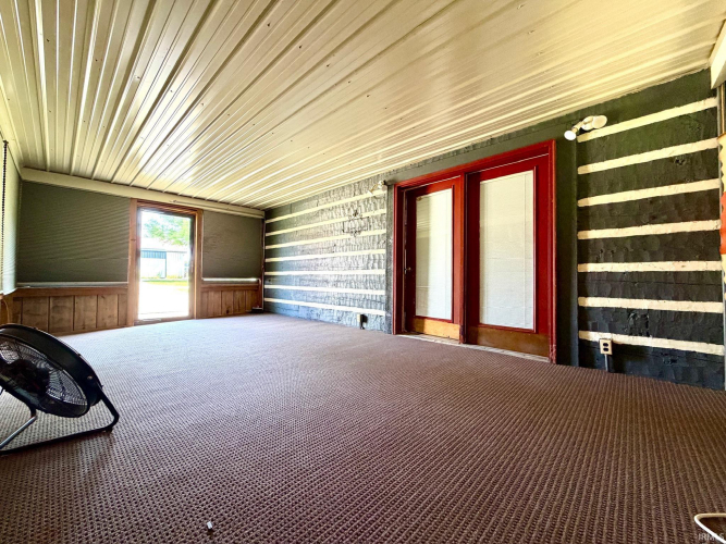 Listing Image 41