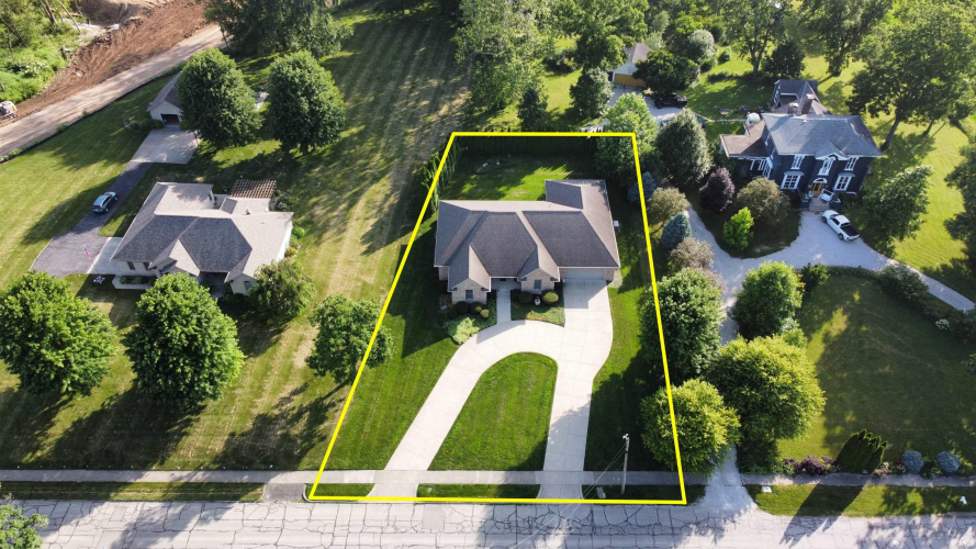 Listing Image 3