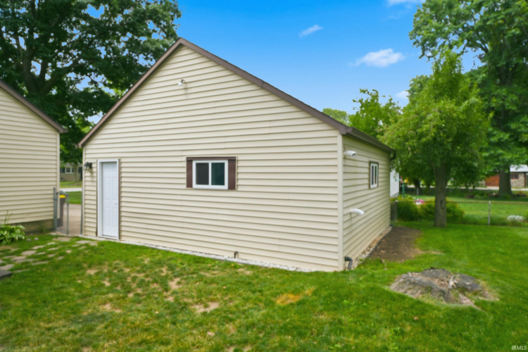Listing Image 49