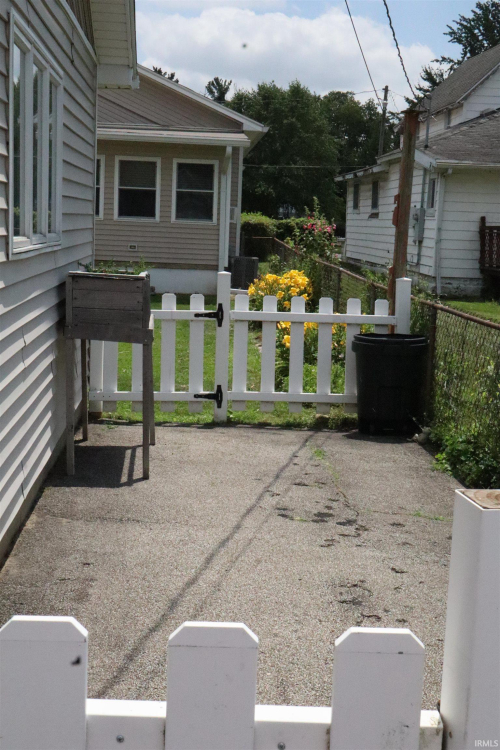 Listing Image 23