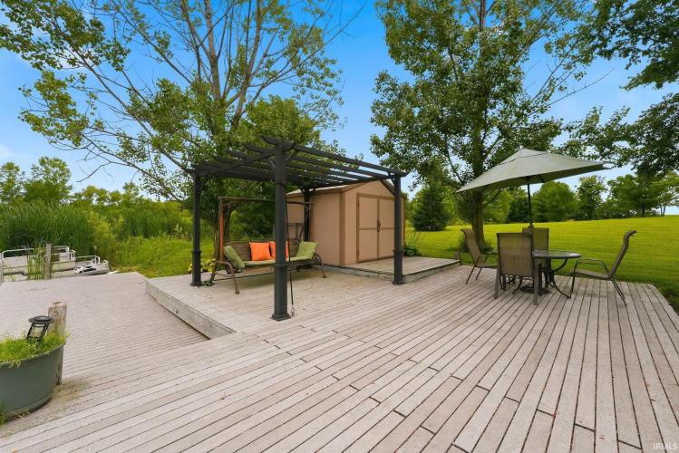 Listing Image 11