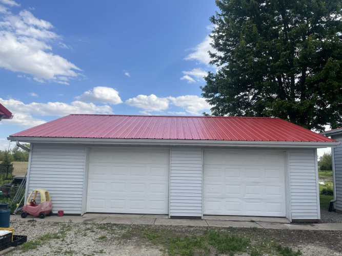 Listing Image 11