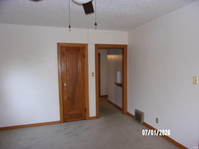 Listing Image 24