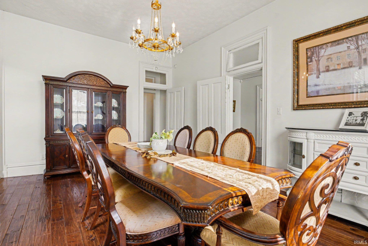Listing Image 13