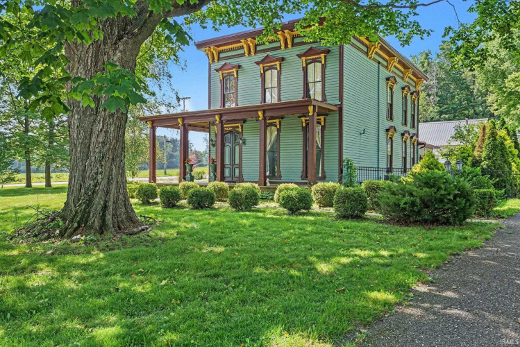 Listing Image 3