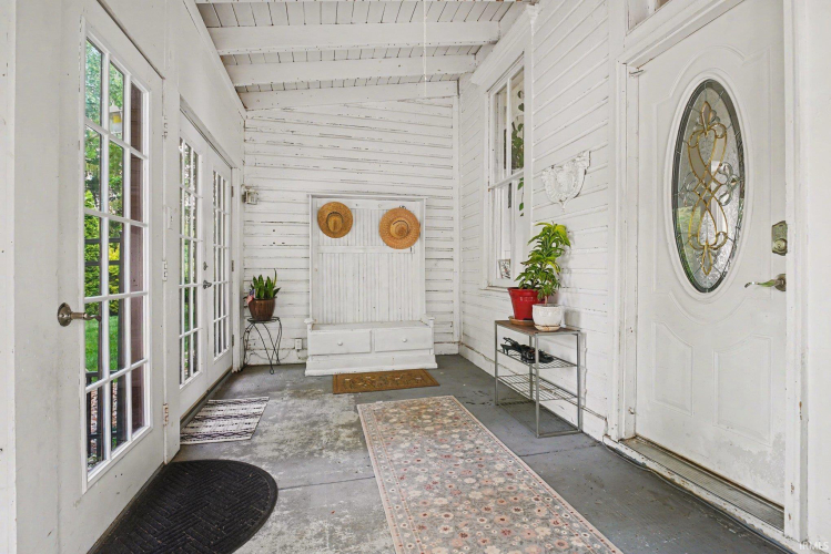 Listing Image 27