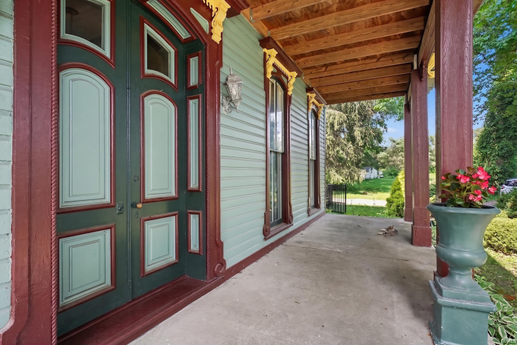 Listing Image 6