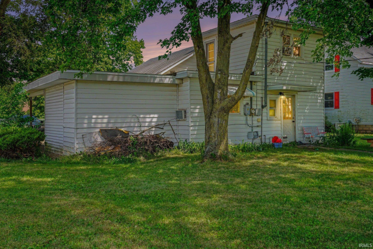 Listing Image 3