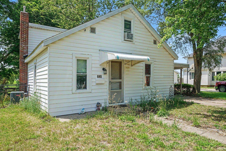Listing Image 4