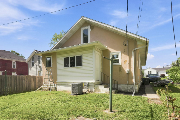 Listing Image 32