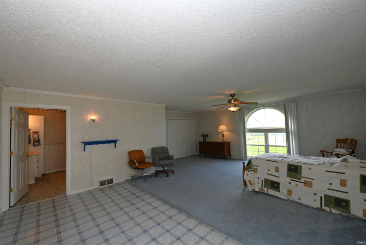 Listing Image 28