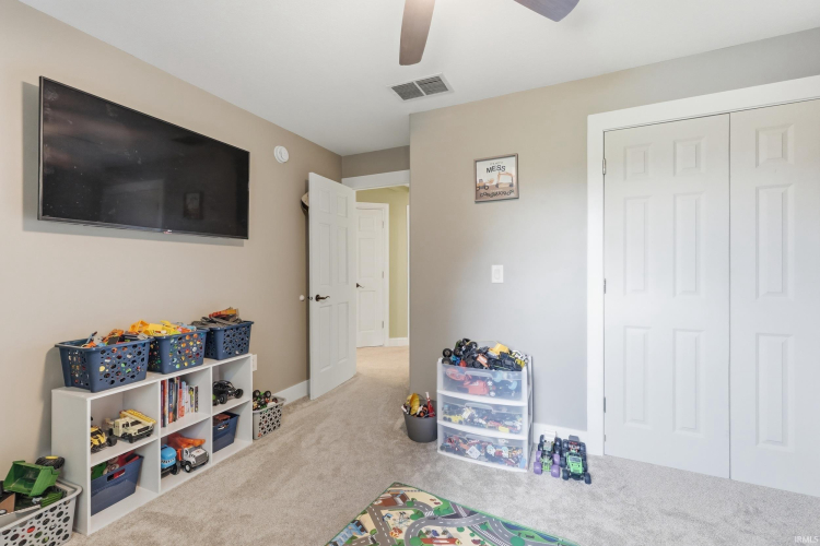 Listing Image 32